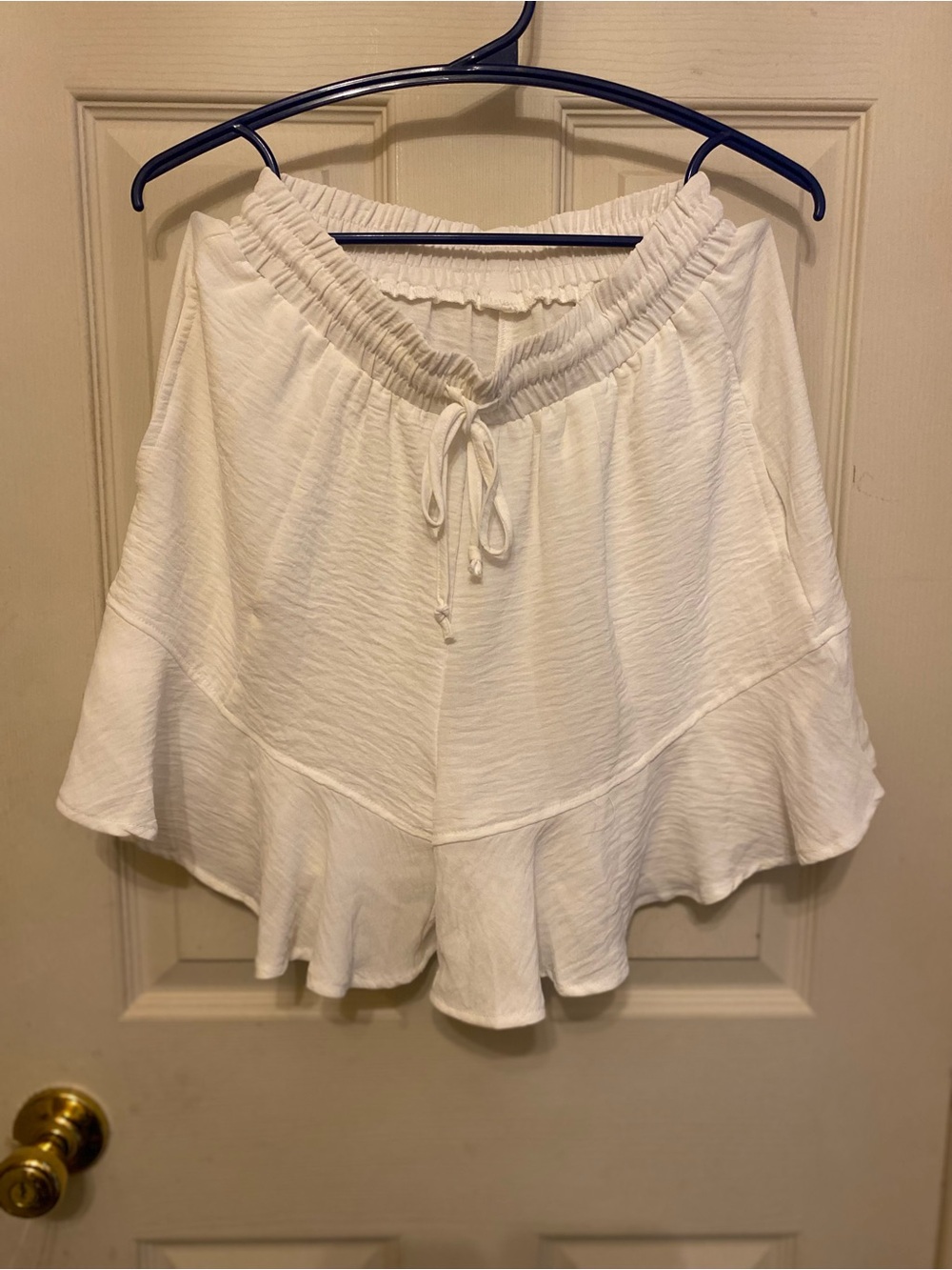 Amazon White Ruffle-Hem Drawstring Skort - Picture 3 of 8